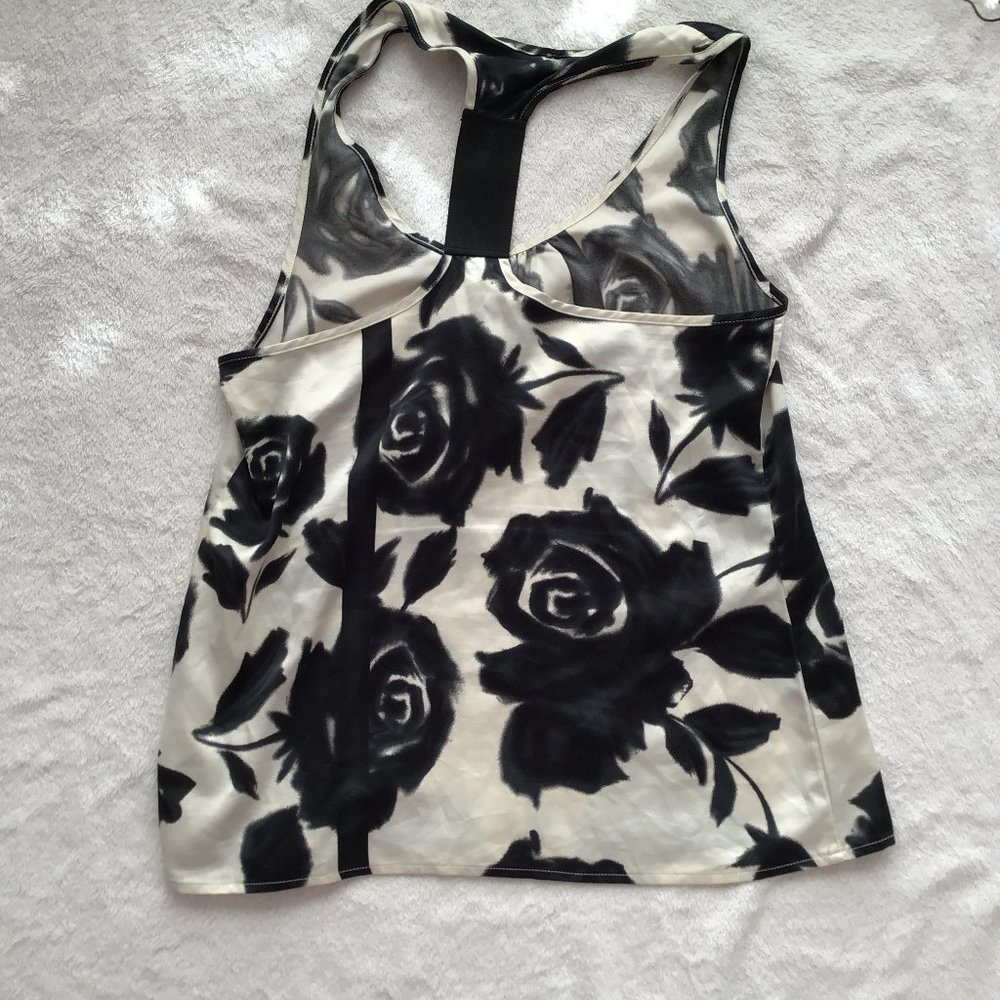 Thanx Collection Silky Rose Pattern Top - Picture 2 of 5